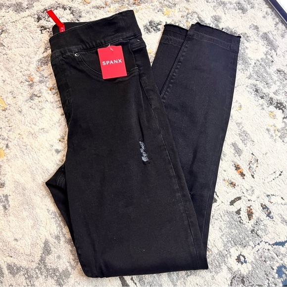 SPANX Vintage Black Distressed Ankle Skinny Jeans Size S NWT - Picture 4 of 11